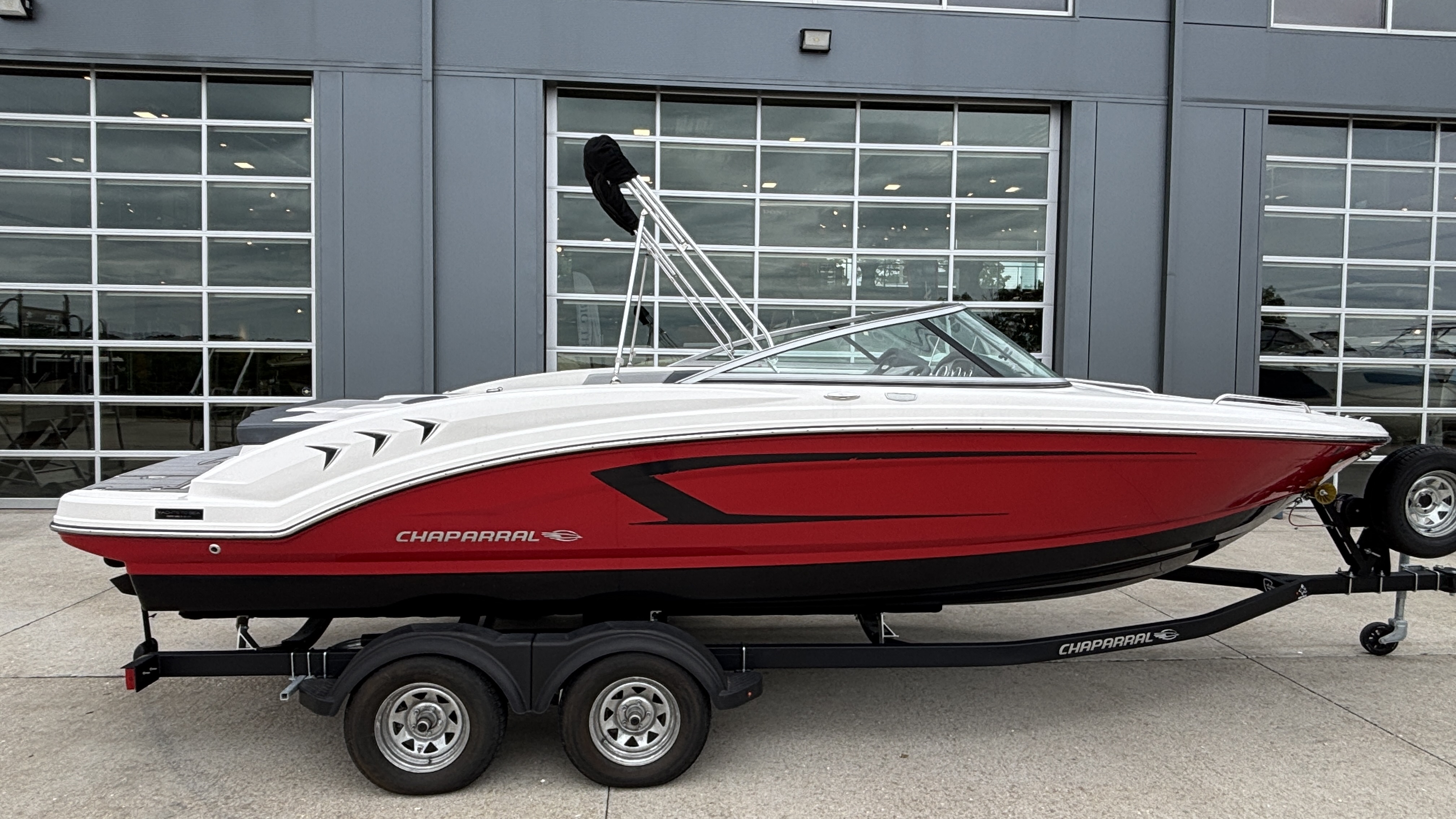 2021 Chaparral 23 SSi - Image 1