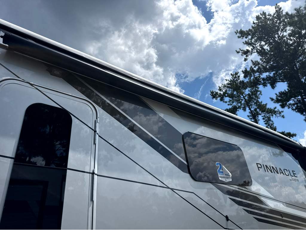 2027 JAYCO PINNACLE 38FBRK - Image 6