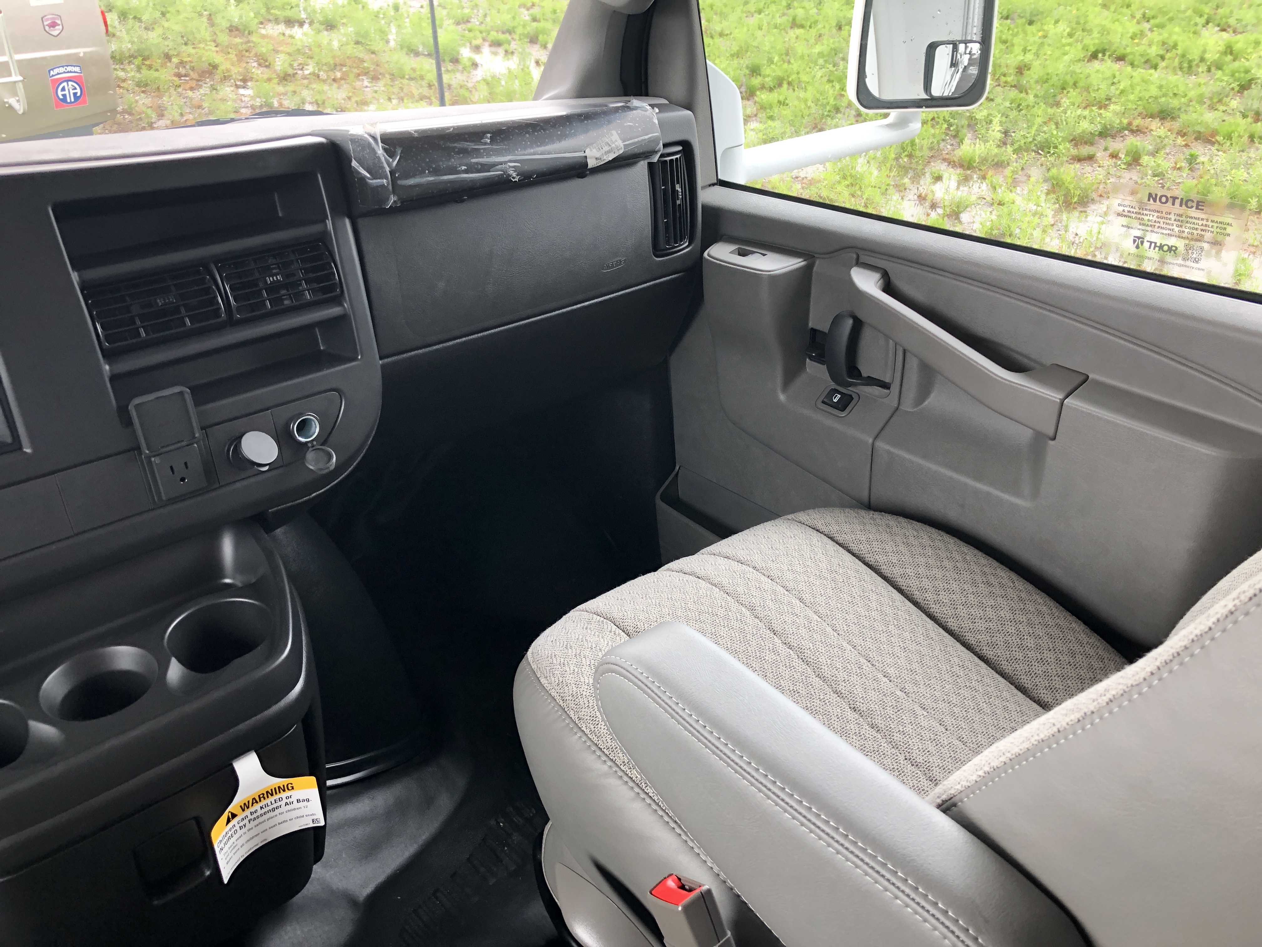 2026 Thor Motor Coach Quantum LC19 - Image 12