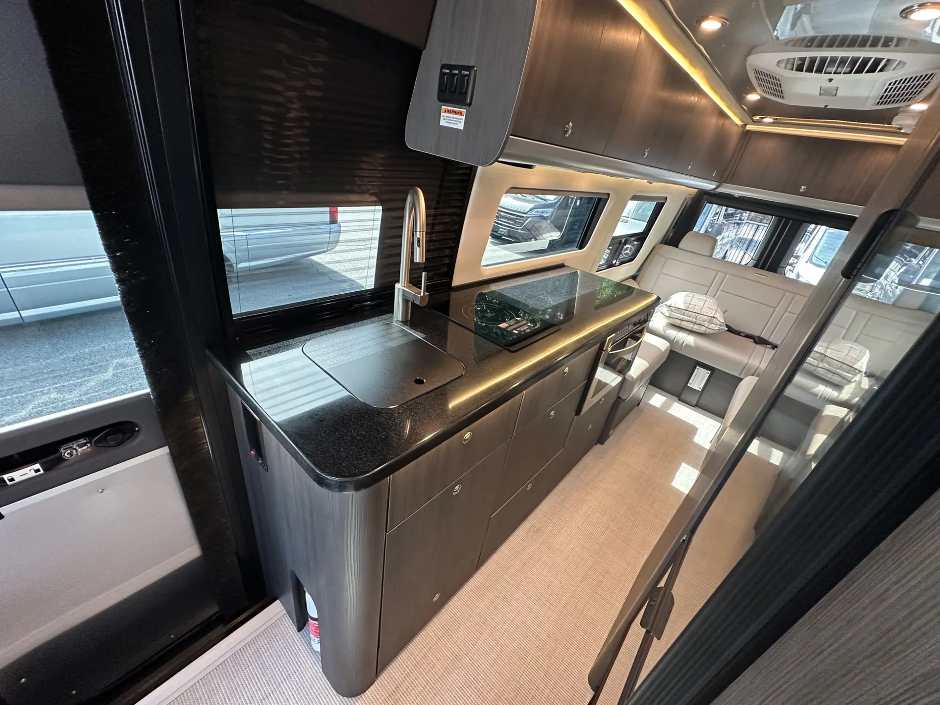 2026 Airstream Interstate 24GT - Image 17