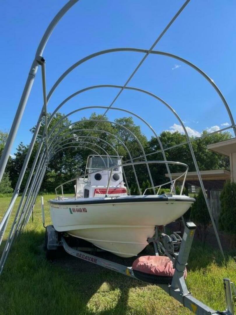 1997 Boston Whaler - Image 3