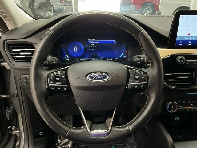 2022 Ford Escape Utility 4D Titanium AWD - Image 15