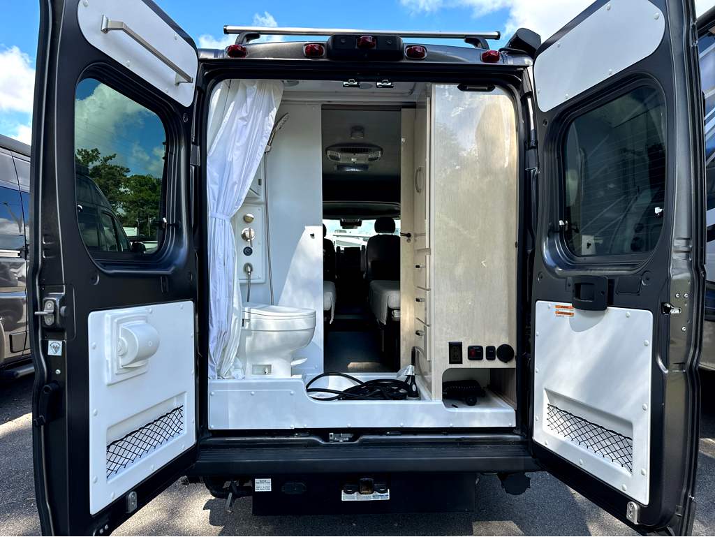 2024 JAYCO SWIFT 20T - Image 6