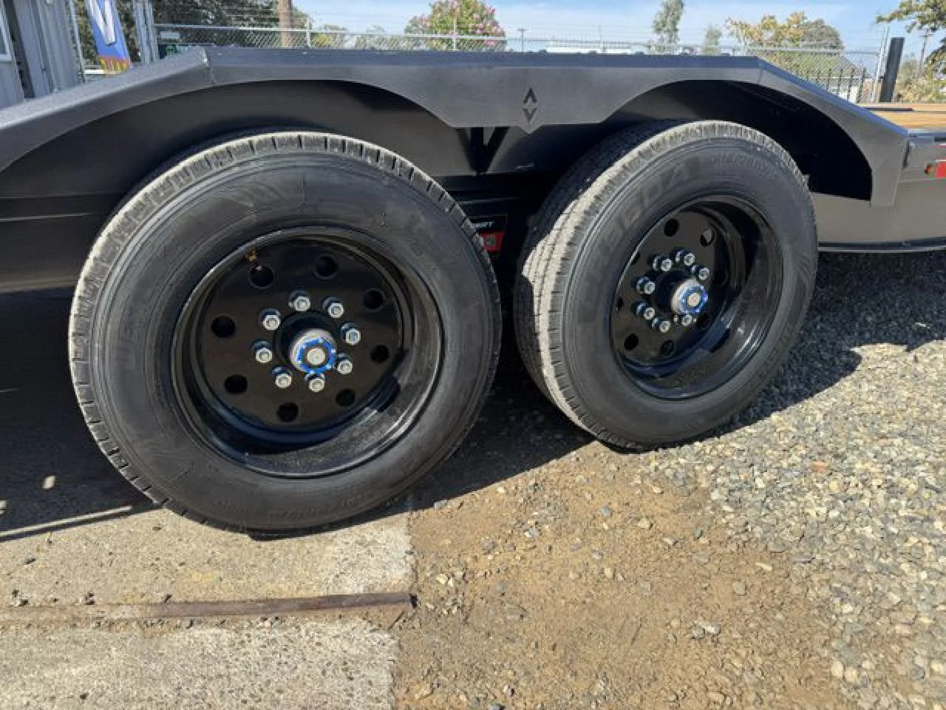 2027 DIAMOND C TRAILERS DIAMOND C HXD 208 L24X102 - Image 7