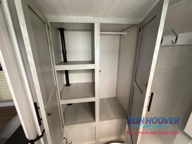 2023 FOREST RIVER 19RBM - Image 28