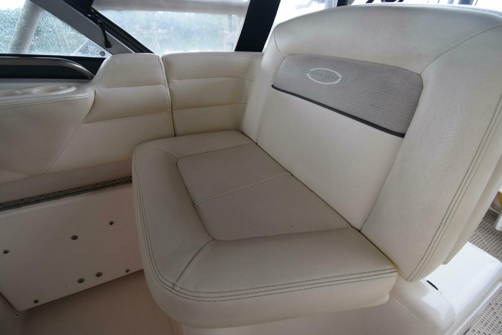 2016 Grady-White Express 330 - Image 46