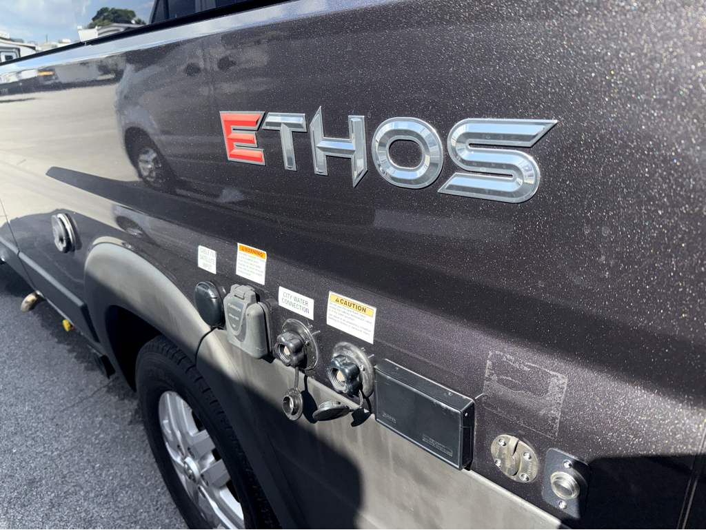 2022 ENTEGRA COACH ETHOS 20T - Image 7