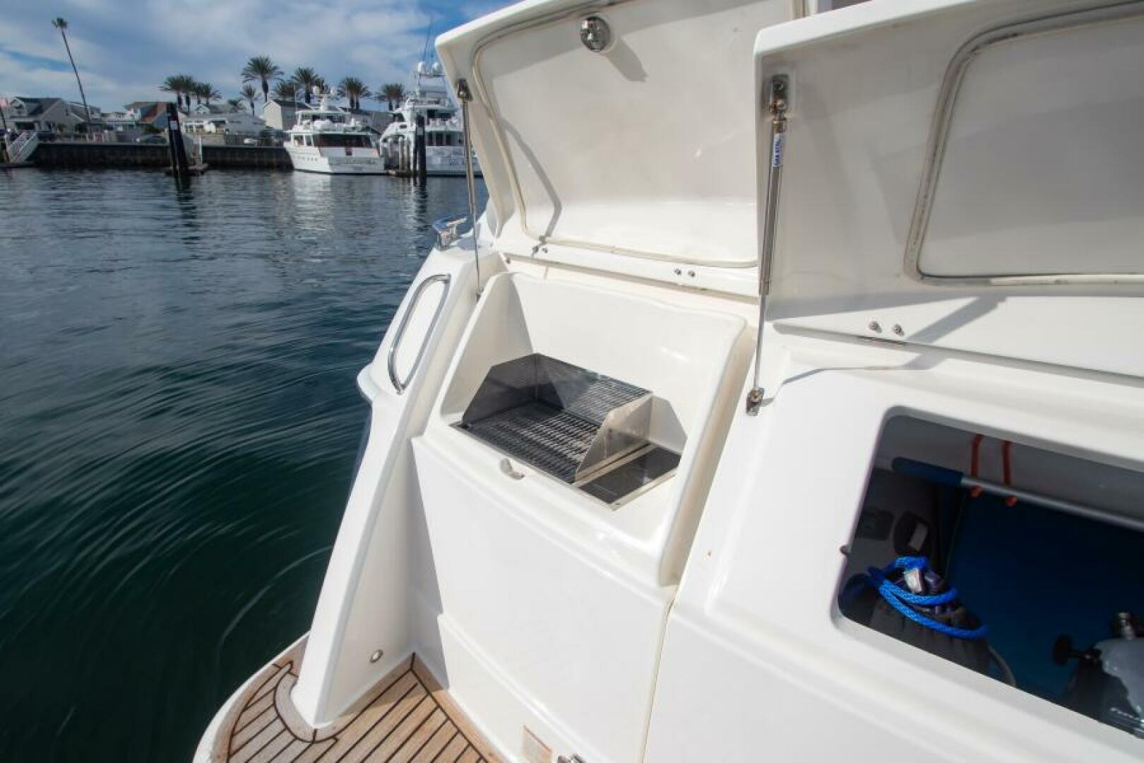 2012 Riviera 50 Sport Yacht - Image 20