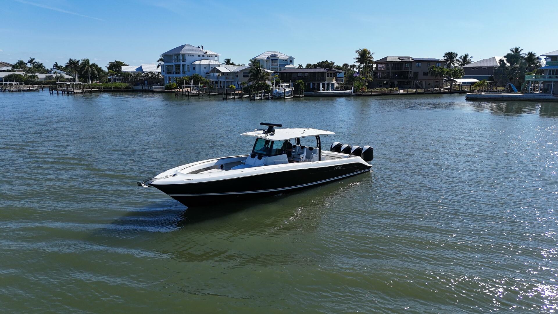 2018 HCB 42 Siesta - Image 4