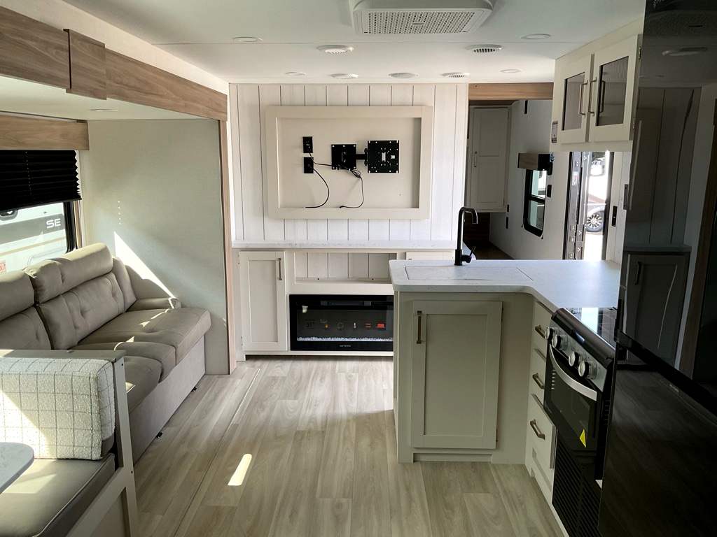 2027 KZ SPORTSMEN 261 BHK - Image 8