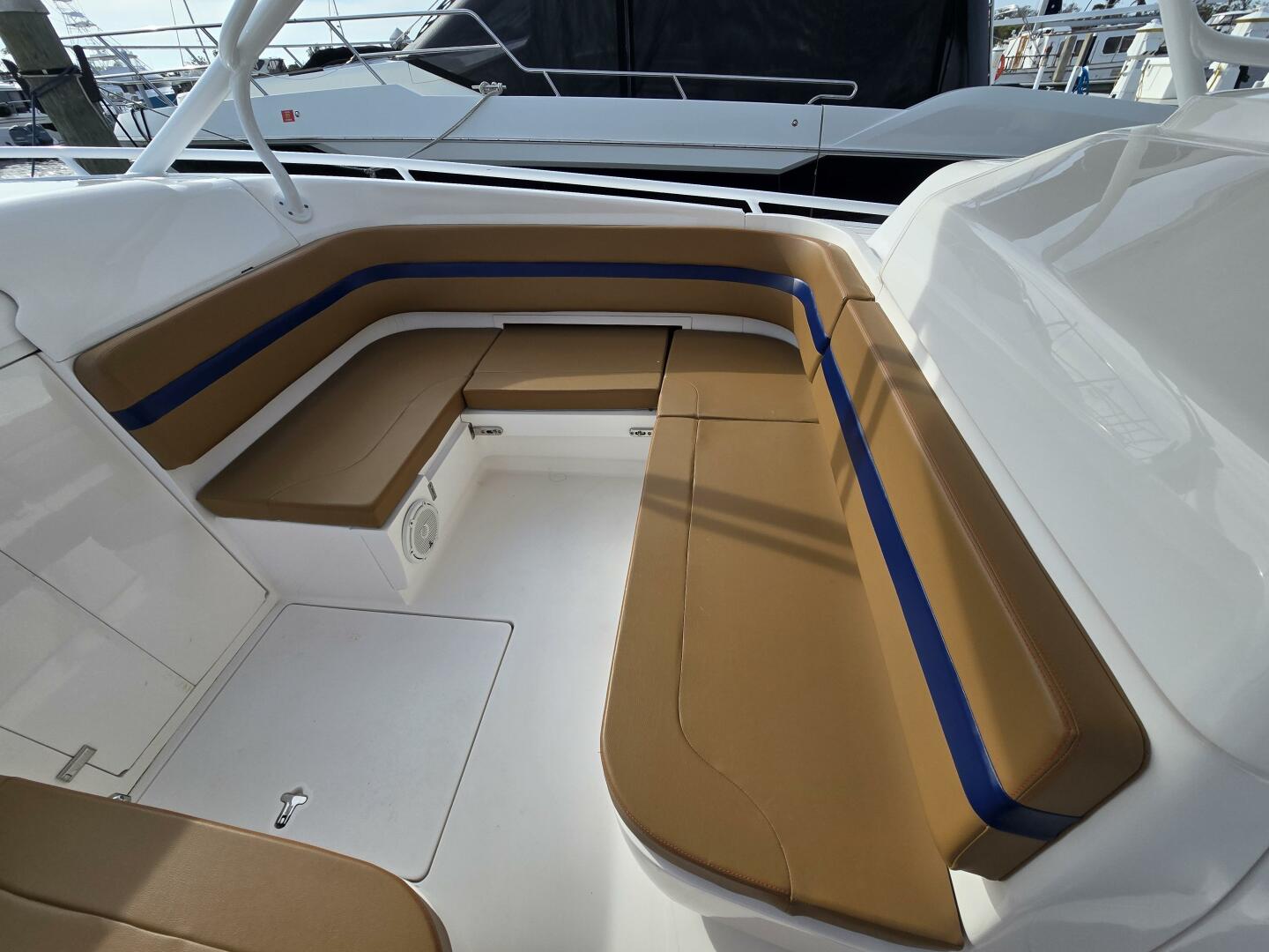2018 Intrepid 375 Walkaround - Image 30