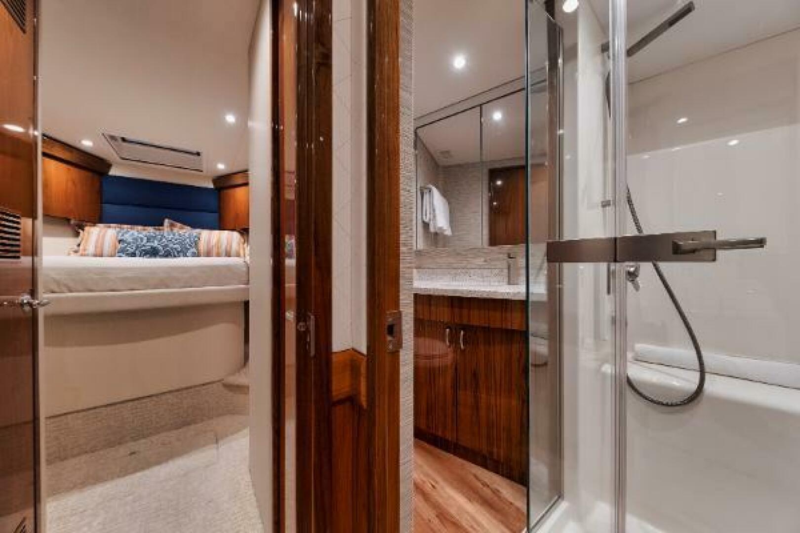2018 Hatteras Hatteras GT54 Base - Image 23