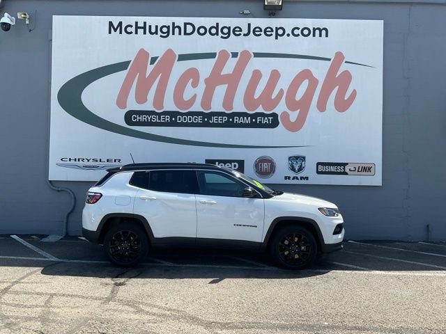 2025 Jeep Compass Limited 4x4 - Image 5