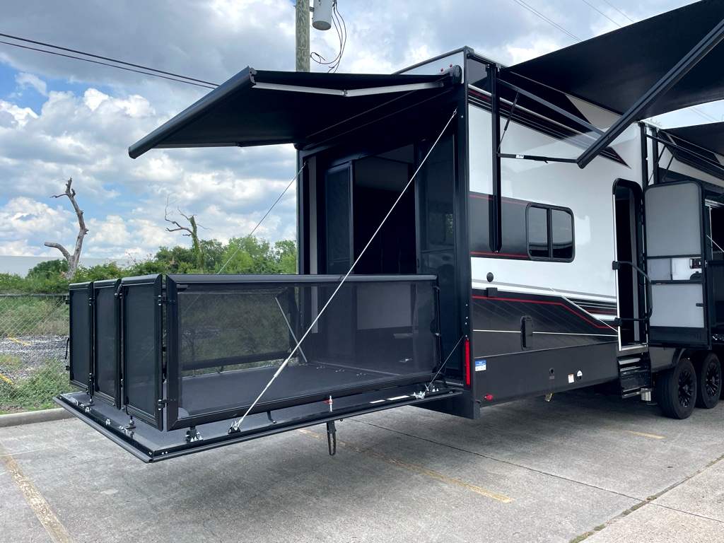 2027 JAYCO SEISMIC 413 - Image 43
