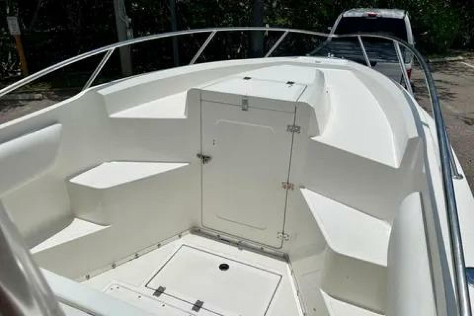 1994 Fountain 31 Center Console - Image 7