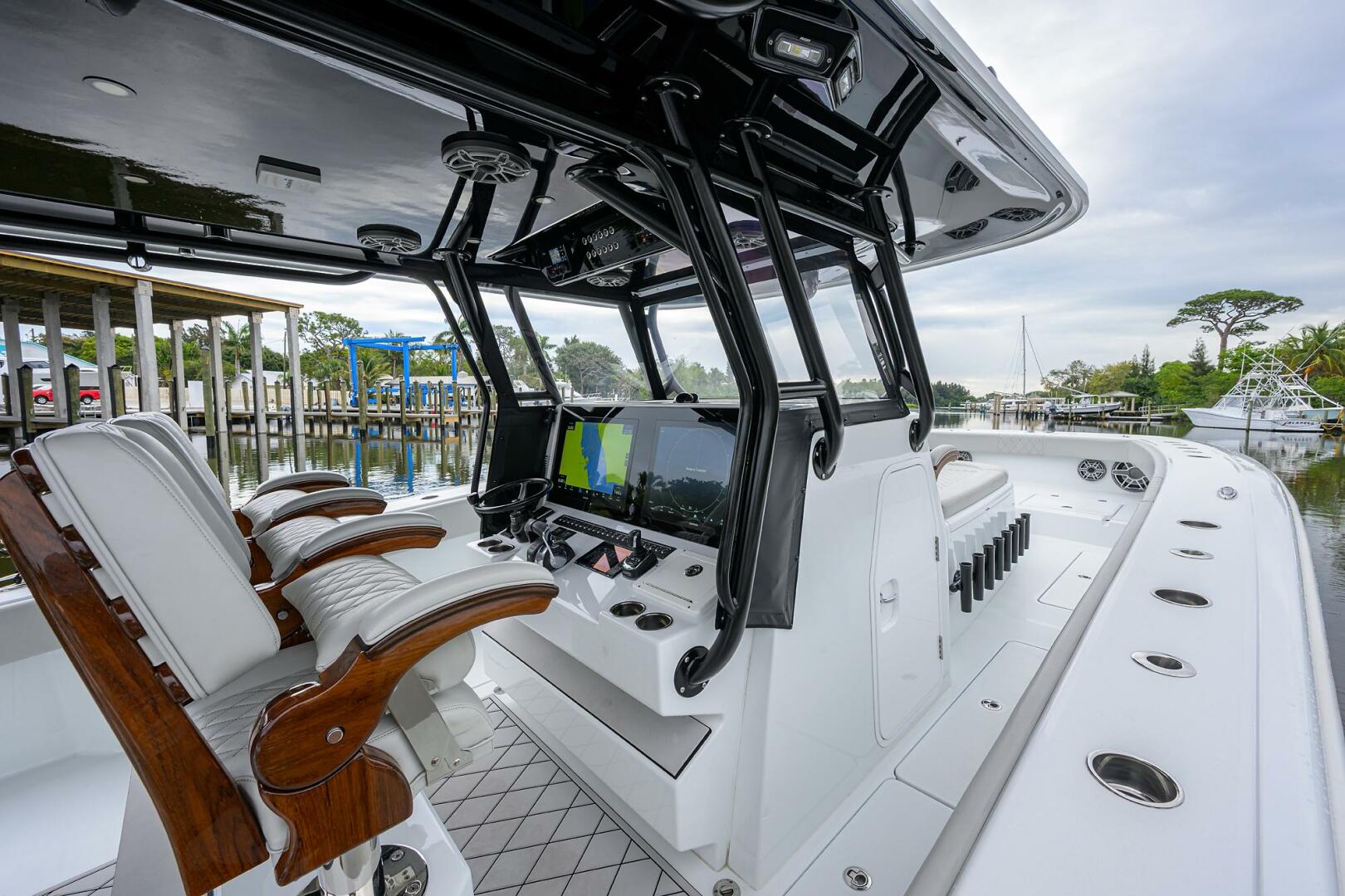 2020 VIKING VIKING 61 Convertible Base - Image 48