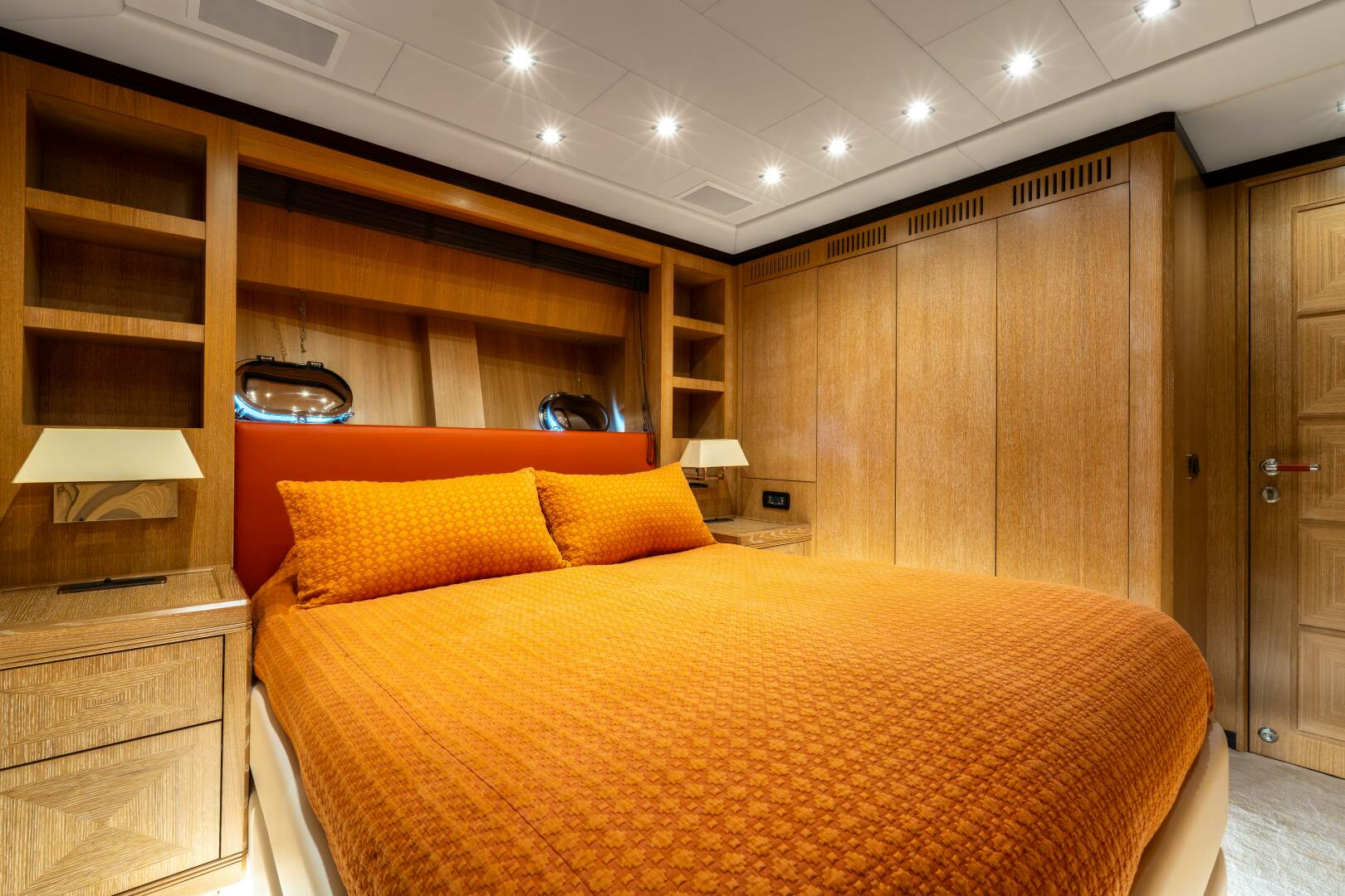 2008 Overmarine Mangusta 108 - Image 23