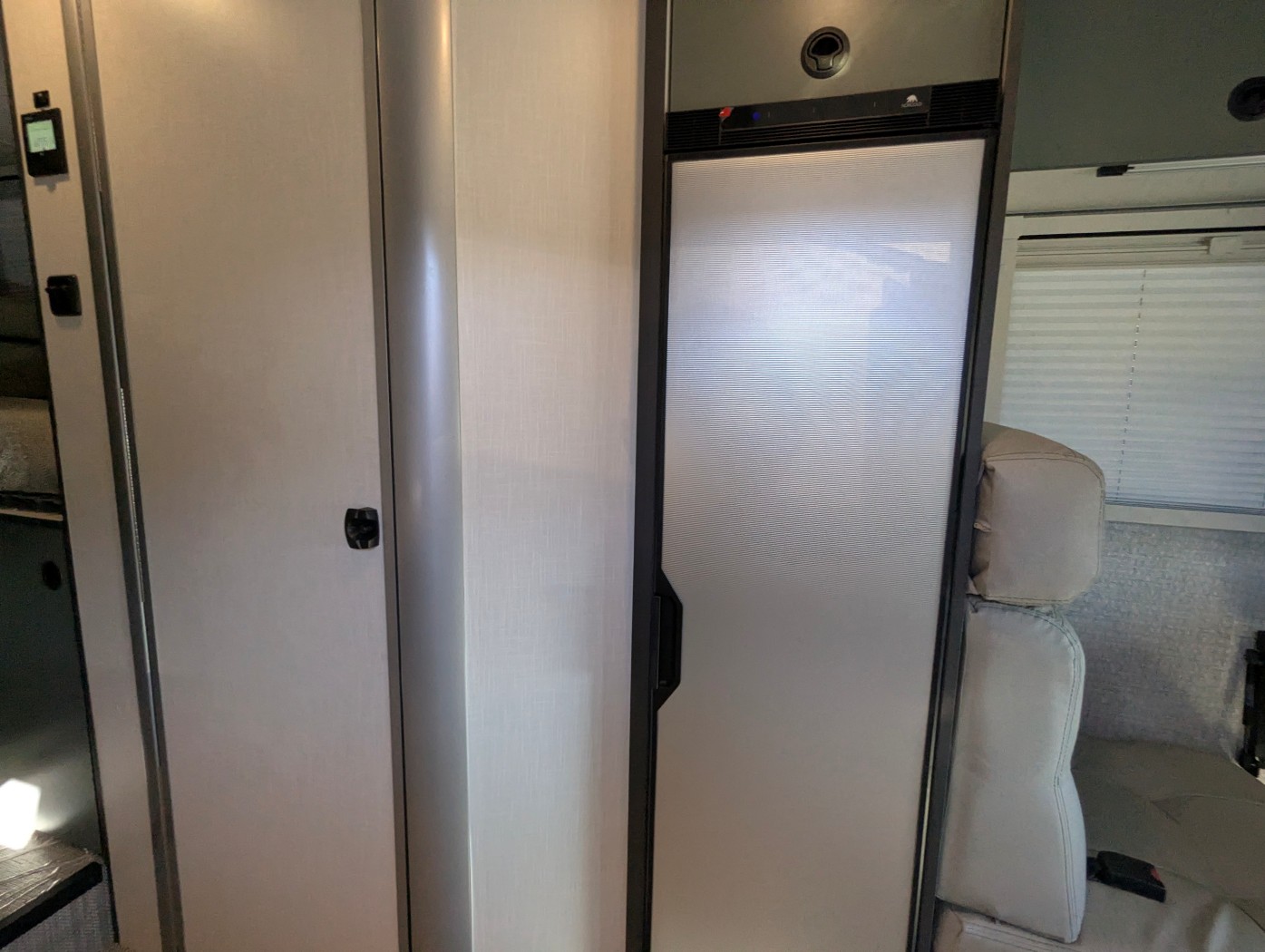 2026 Winnebago EKKO Sprinter 23B AWD - ATH Edition - Image 15
