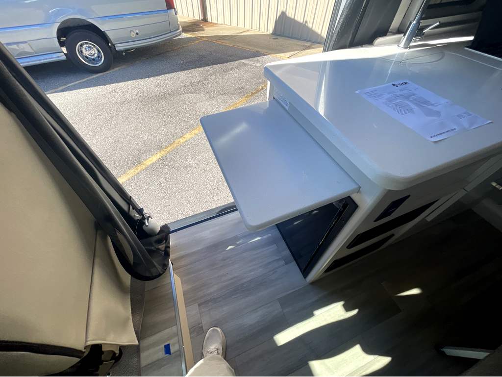 2026 THOR MOTOR COACH SCOPE 18M - Image 29