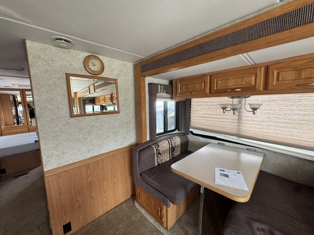 2004 FOURWINDS WINDSPORT 35D - Image 31