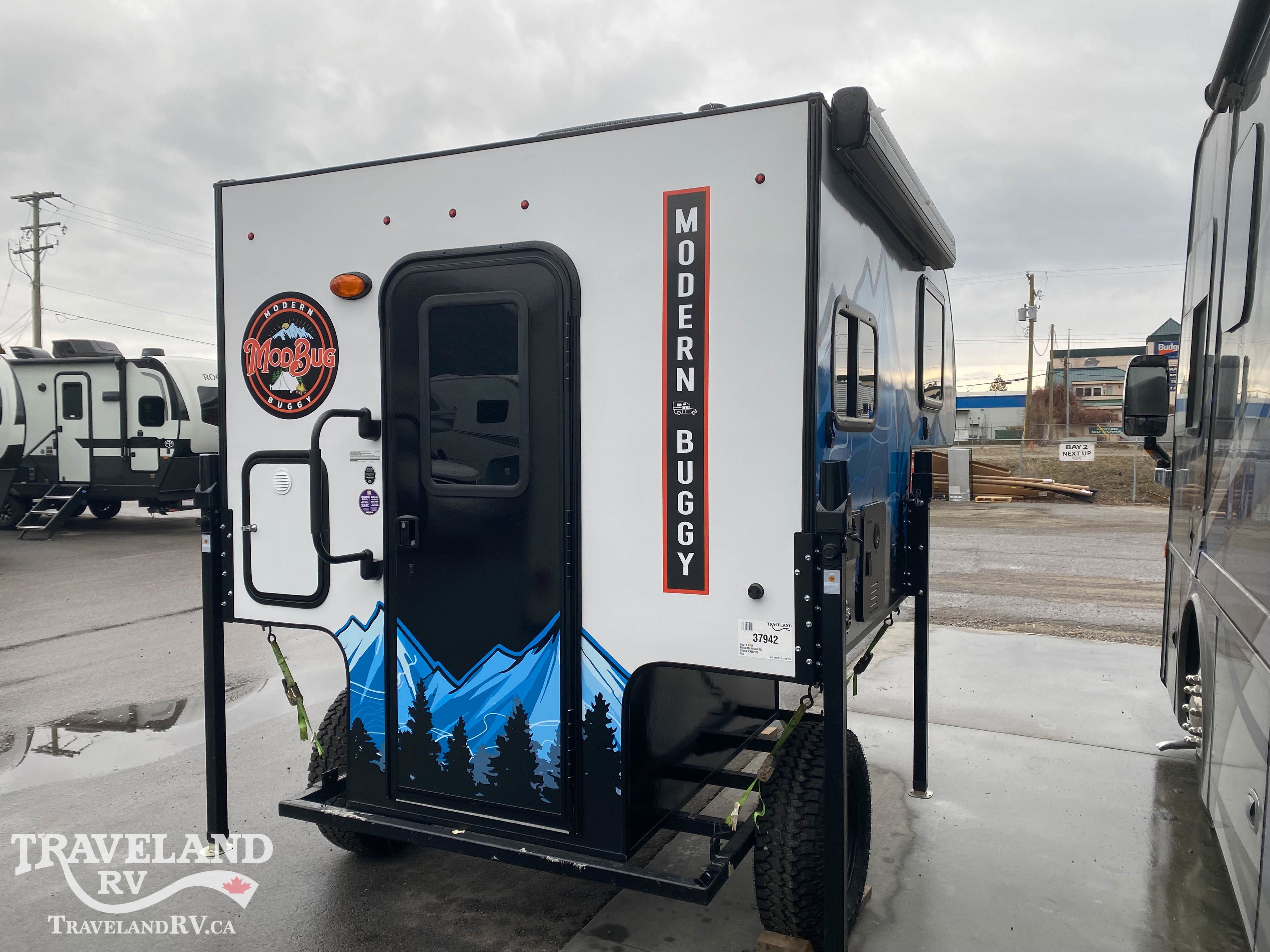 2026 Modern Buggy Truck Camper TC9 - Image 5