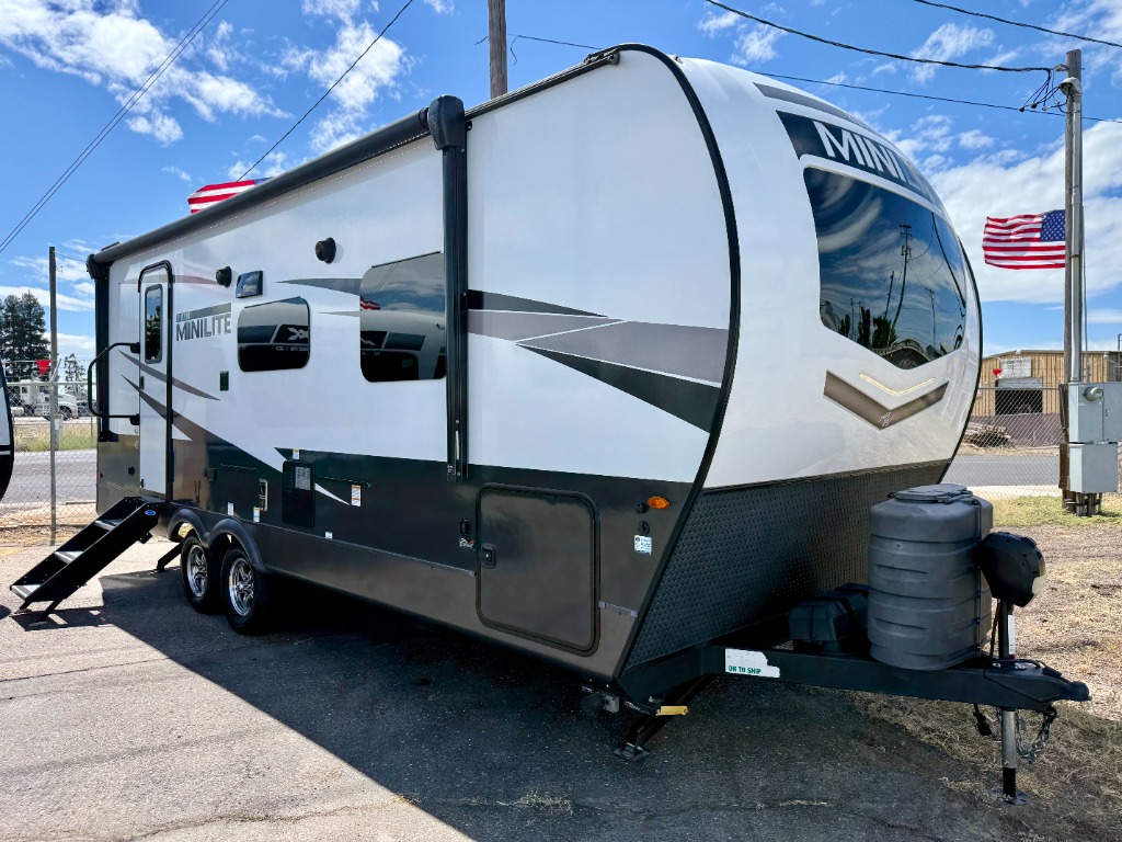 2024 Rockwood Mini Lite 2511S - Image 2