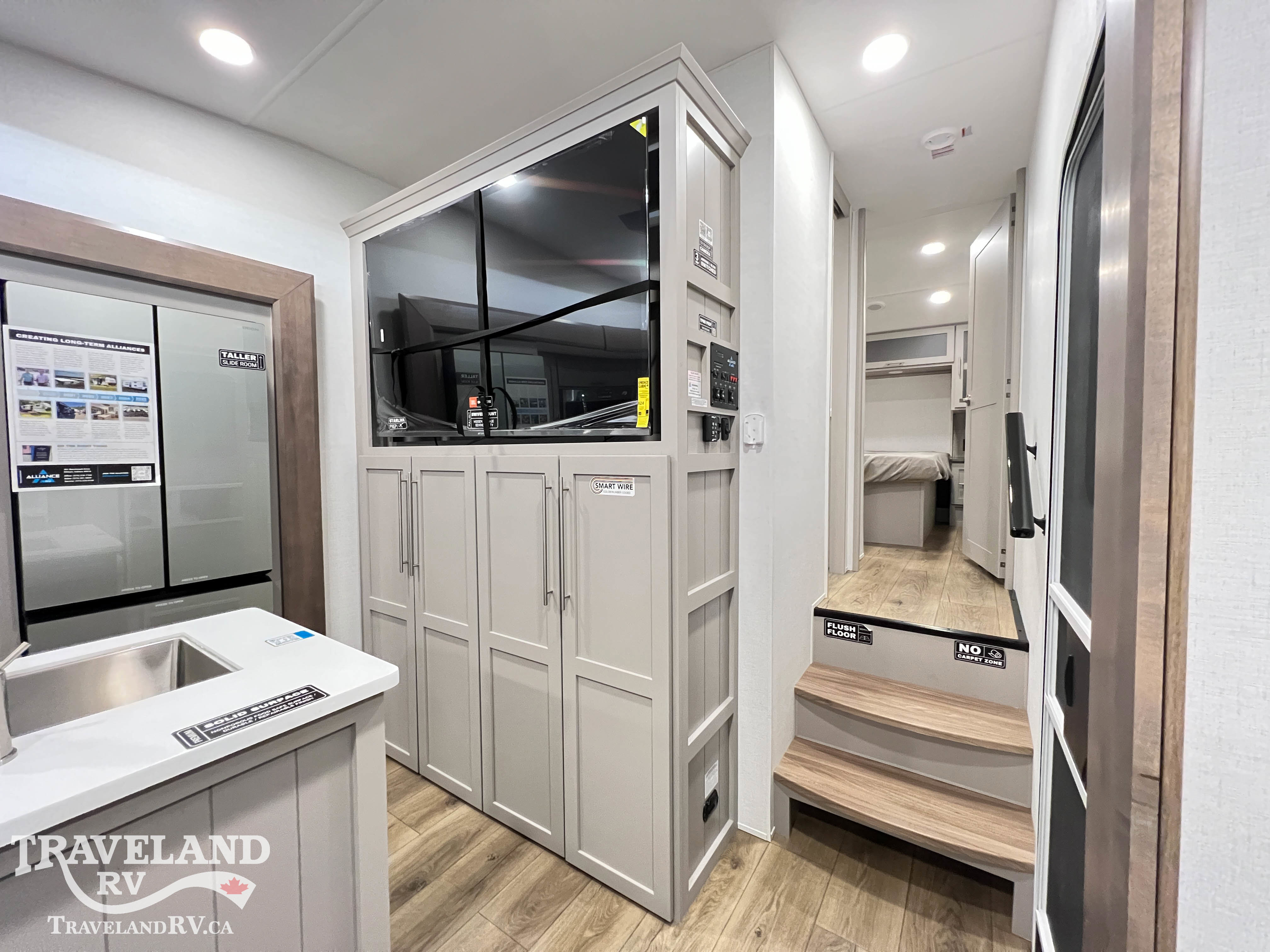 2026 Alliance RV AVENUE 25RL - Image 20