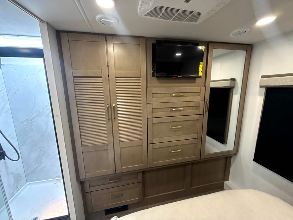 2027 JAYCO GREYHAWK 29MV - Image 24