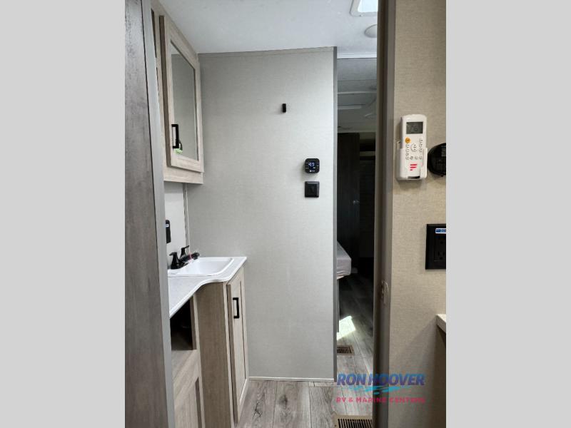 2026 COACHMEN 333DORM - Image 47