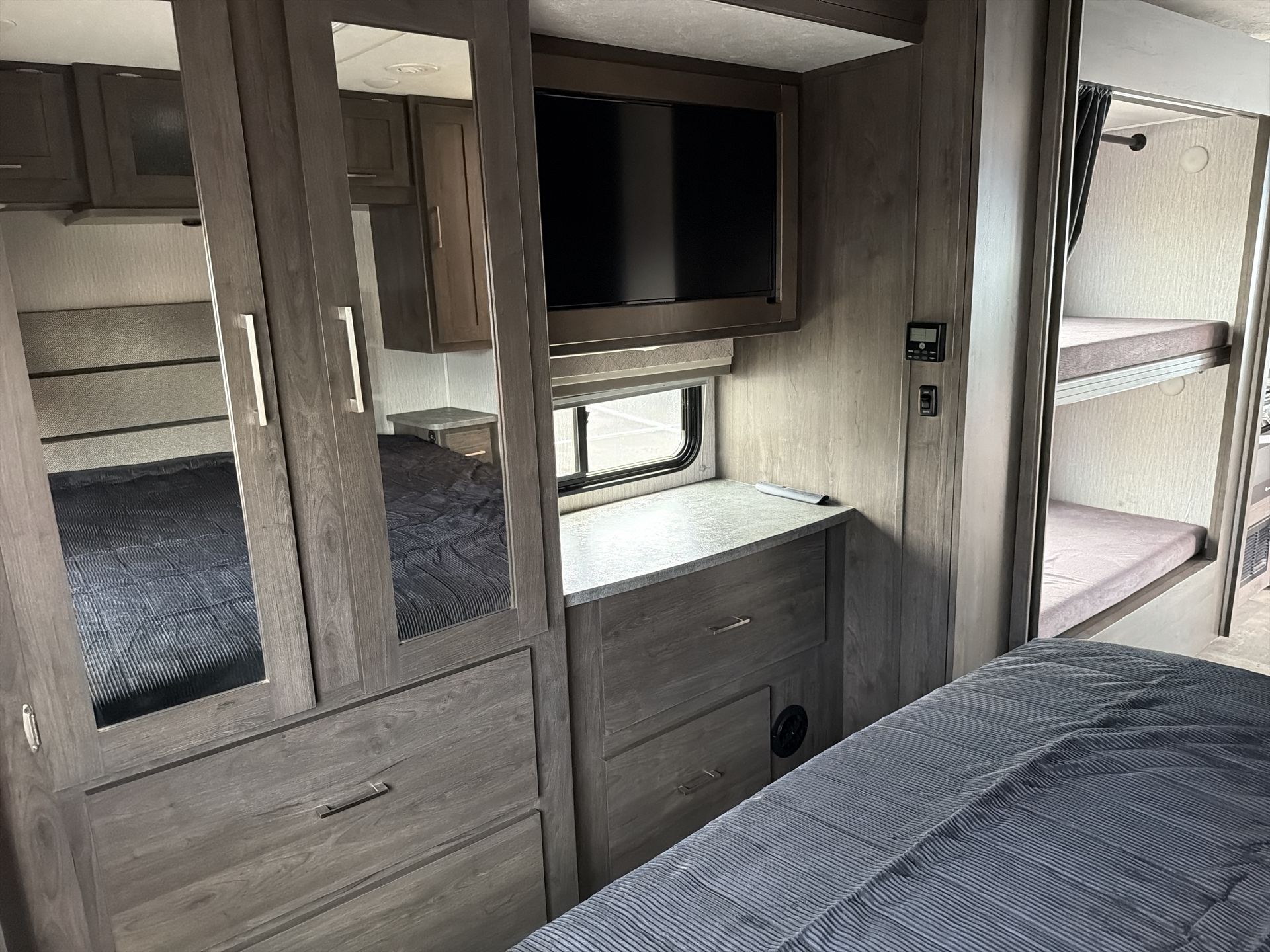 2023 Coachmen Pursuit 31BH - Image 24