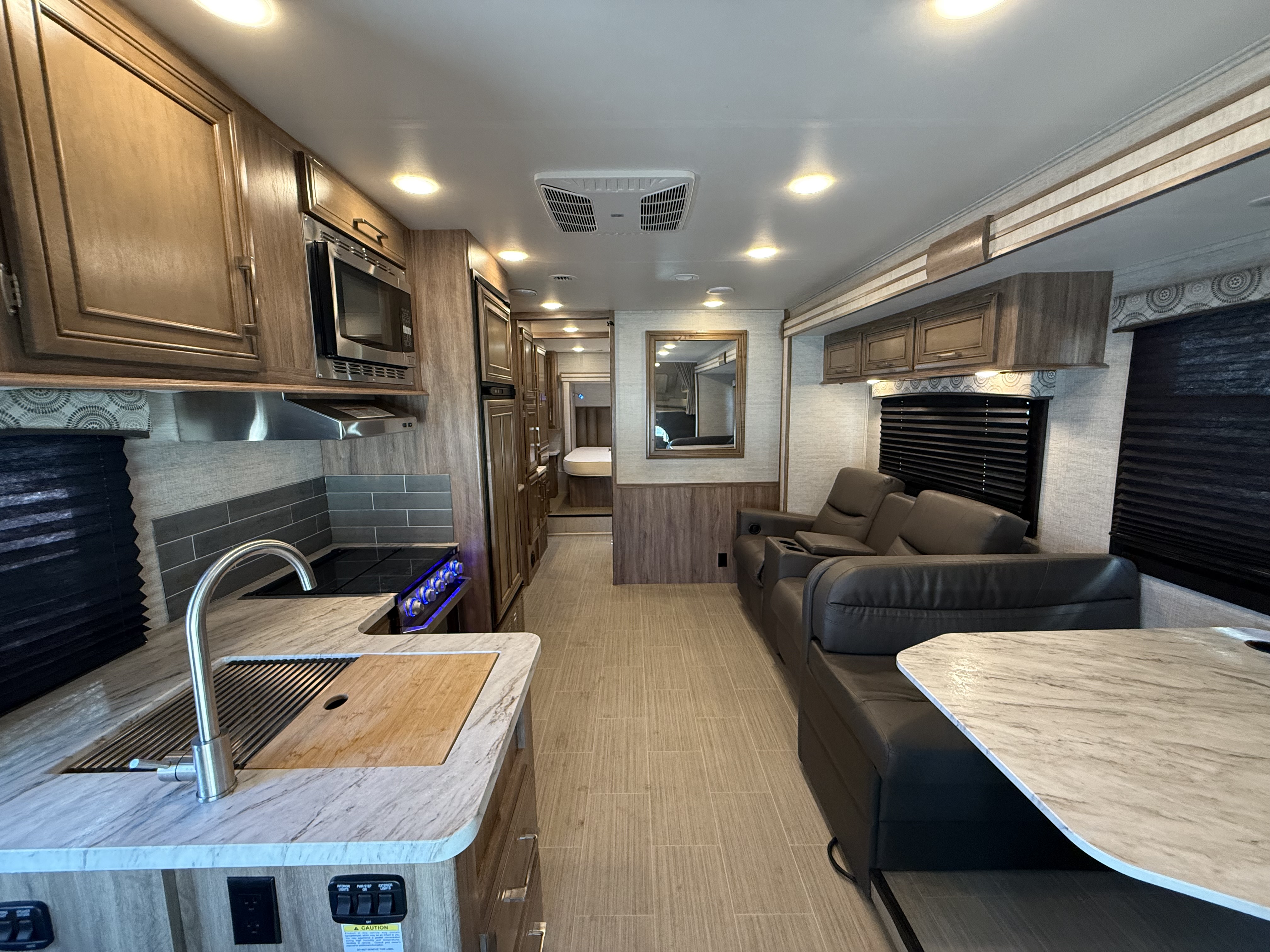2021 Entegra Coach Odyssey 30Z - Image 13