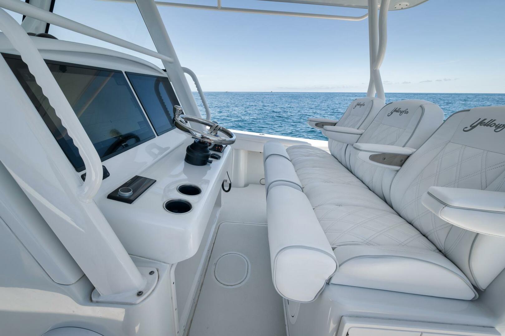 2023 Yellowfin 39' Offshore - Image 15