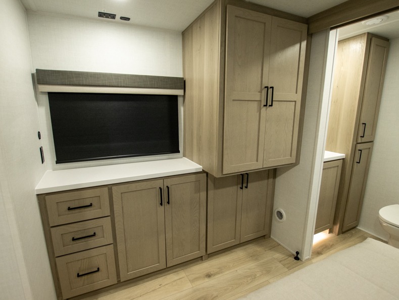2026 Forest River Rockwood Mini Lite 2523MBR - Image 14