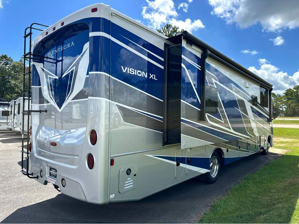 2027 ENTEGRA COACH VISION XL 36C - Image 6