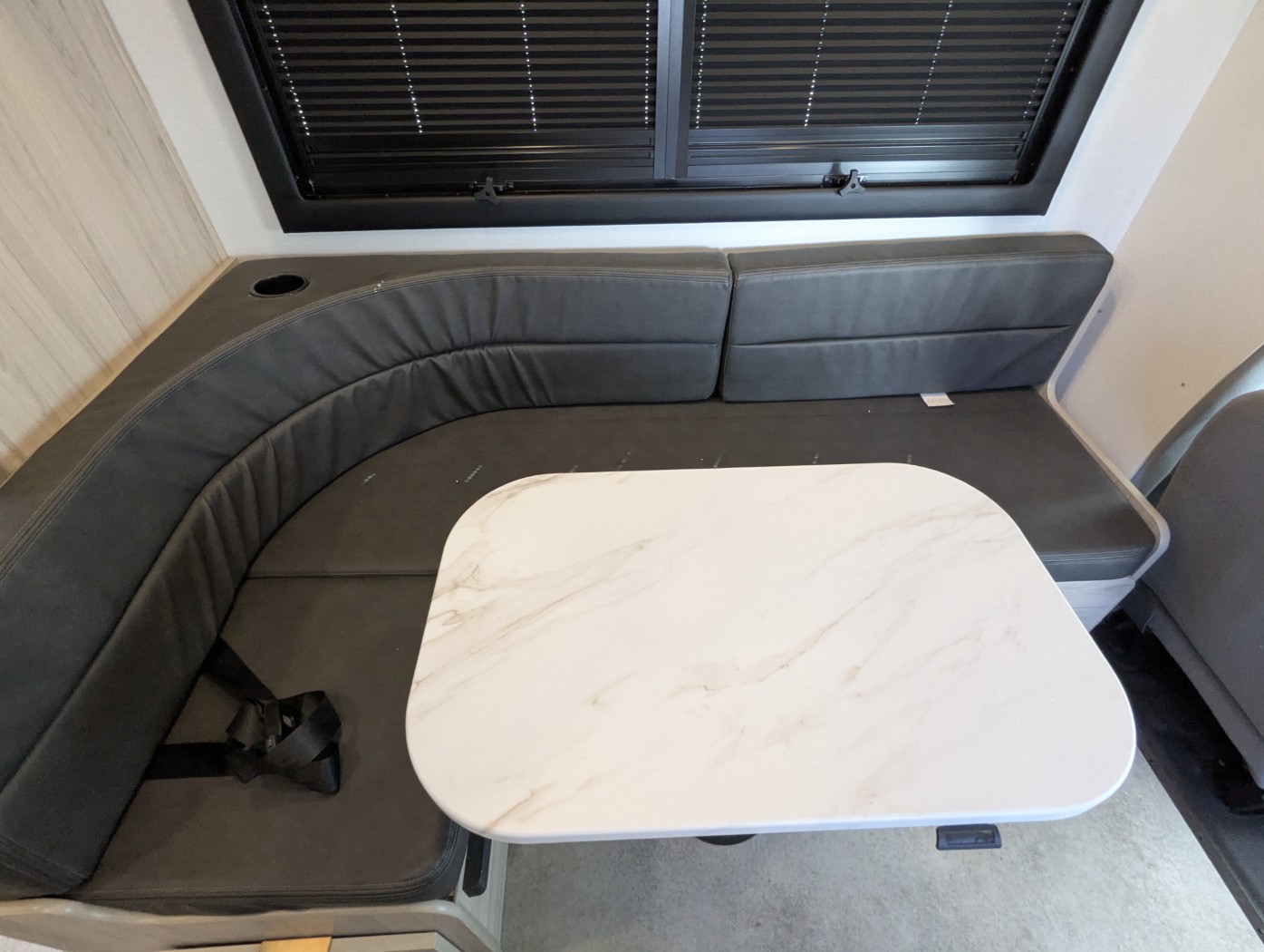 2026 Coachmen Cross Trail 22XG 4X4 - ATH Edition - Image 24