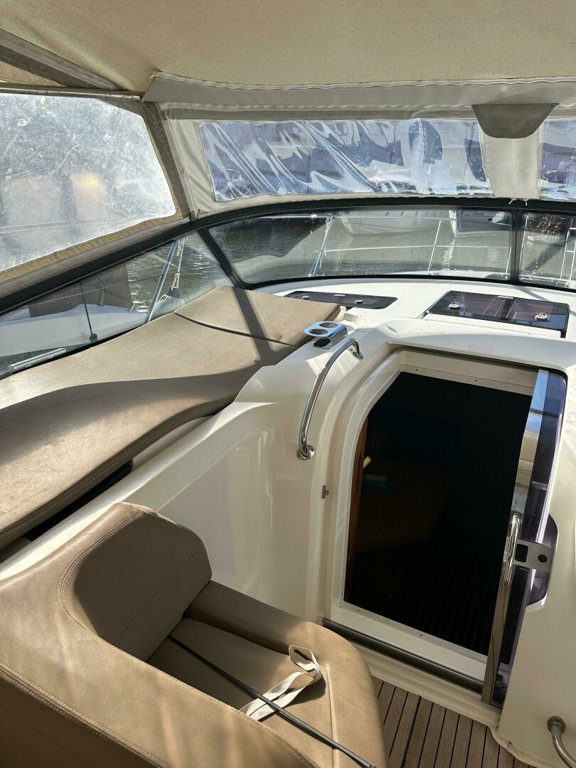 2013 Bavaria Sport 35 - Image 8