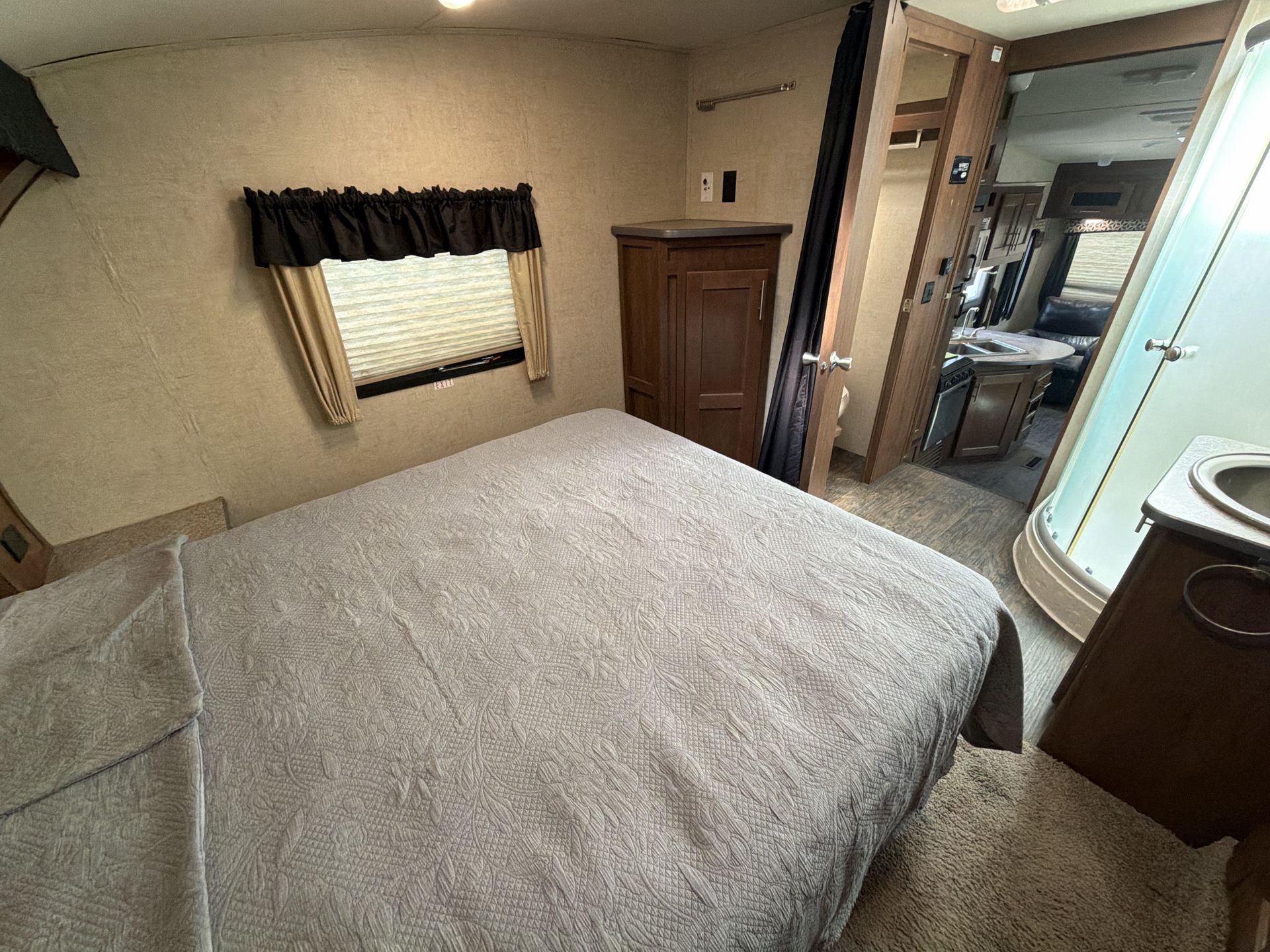 2015 Forest River Wildcat Maxx 242RLX - Image 29