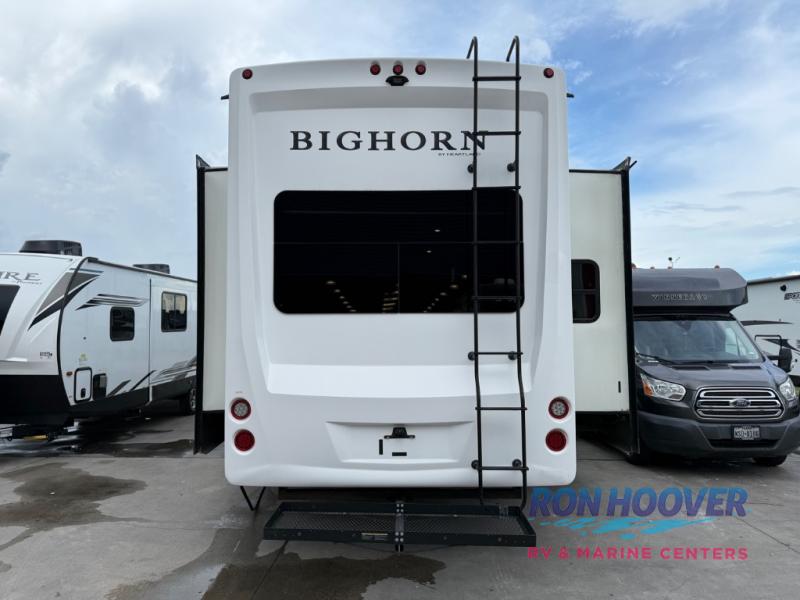 2019 HEARTLAND 3925MLP - Image 2