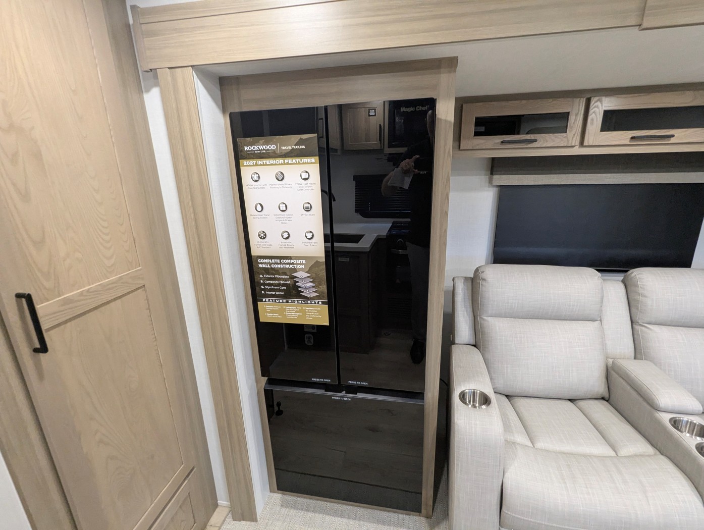 2027 Forest River Rockwood Mini Lite 2213S - Image 18