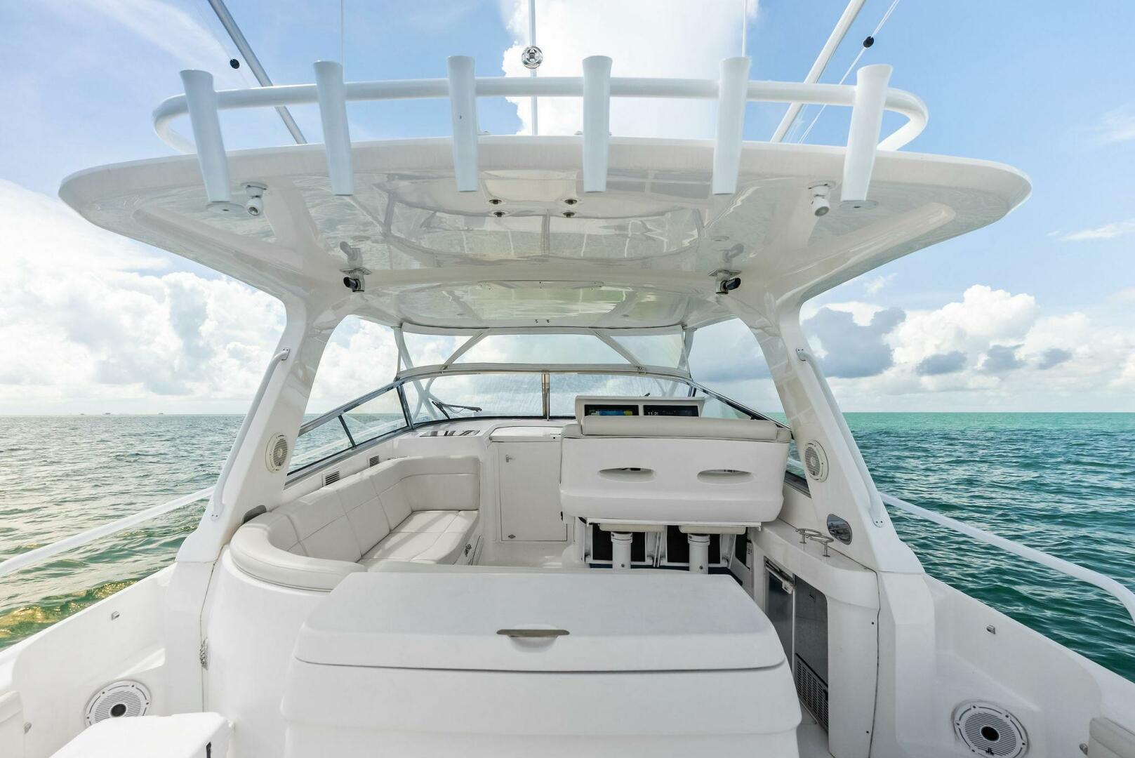 2018 Intrepid 430 Sport Yacht - Image 18