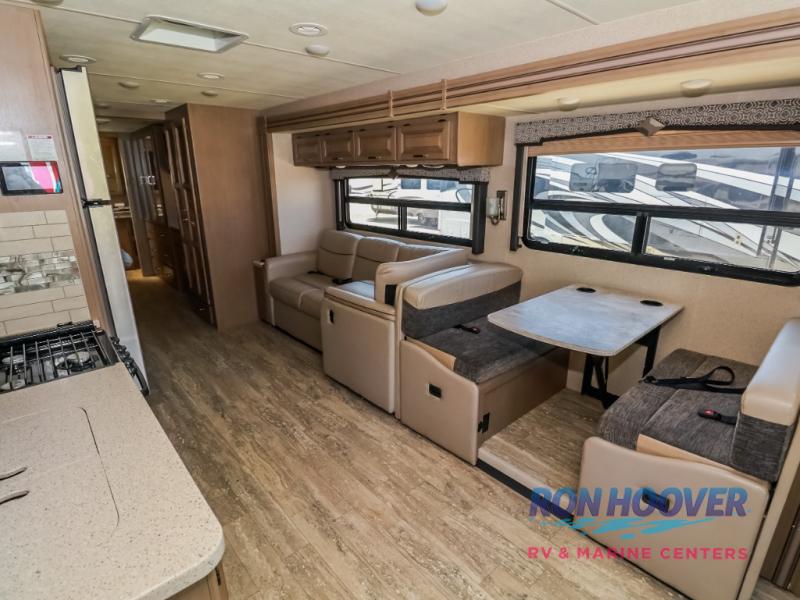 2020 THOR MOTOR COACH 35M - Image 17