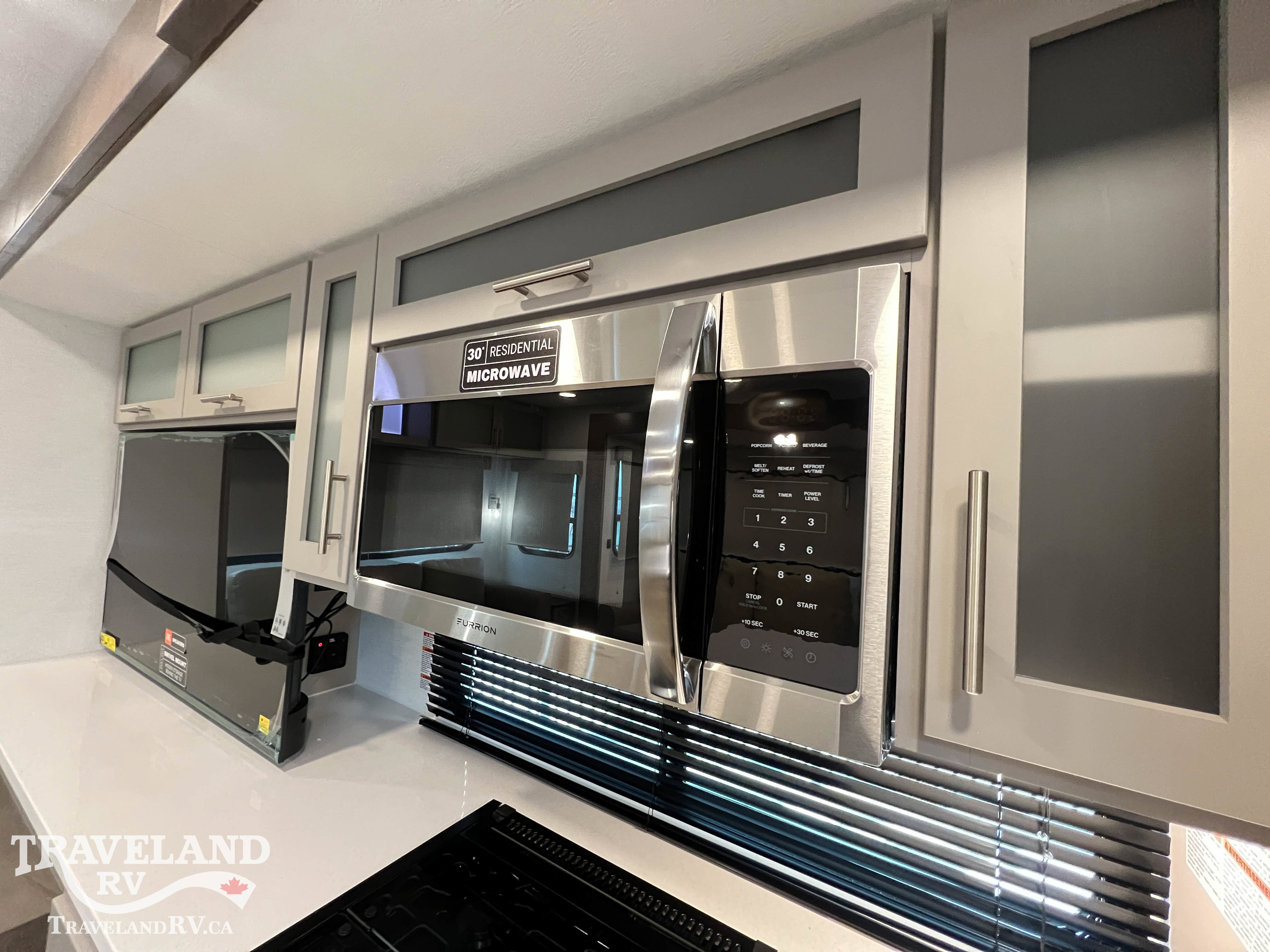 2026 Alliance RV AVENUE 332RL - Image 21