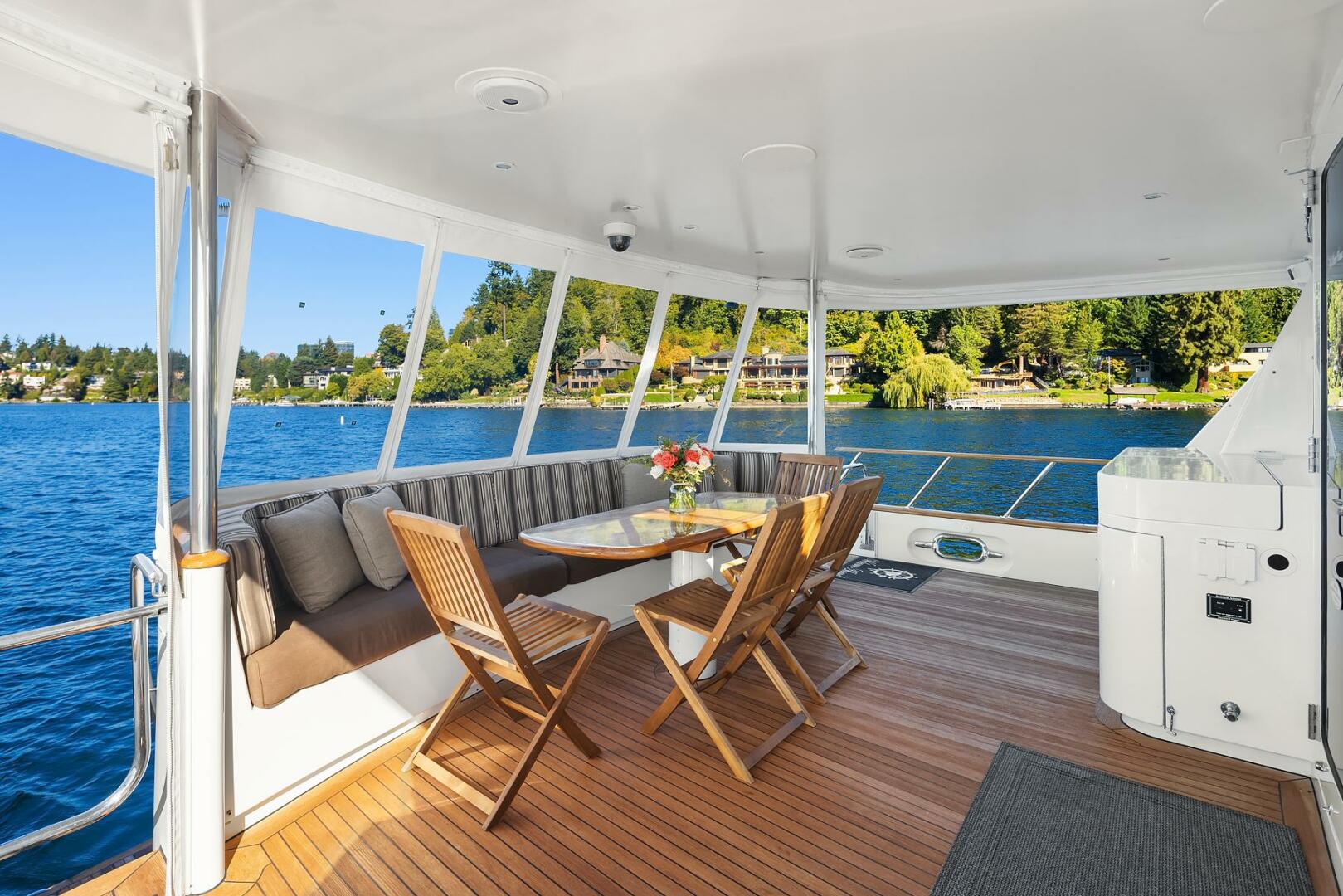 2001 Rayburn Custom Yachts Flush Deck - Image 54