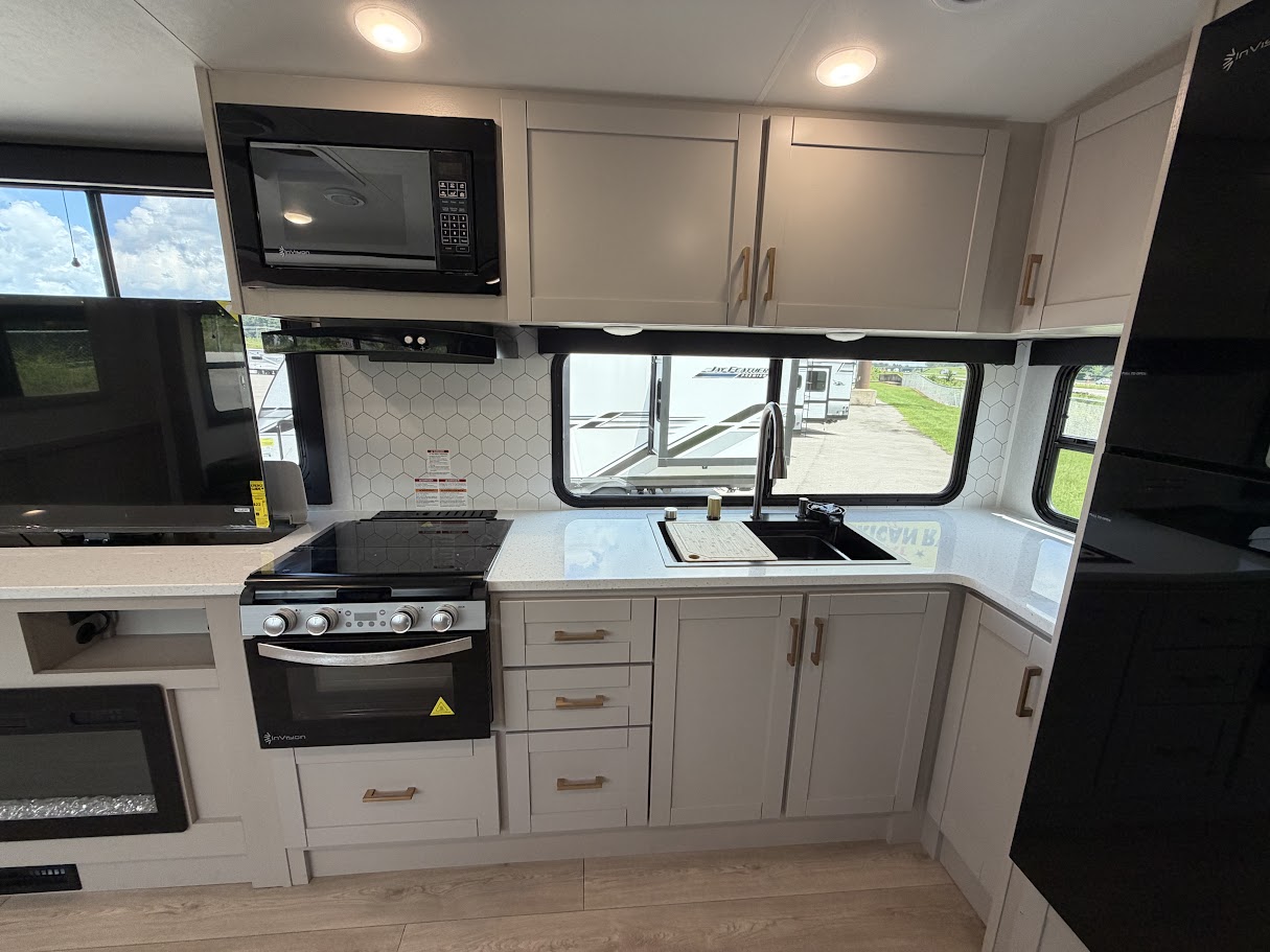 2027 JAYCO JAY FEATHER 30RKB - Image 19