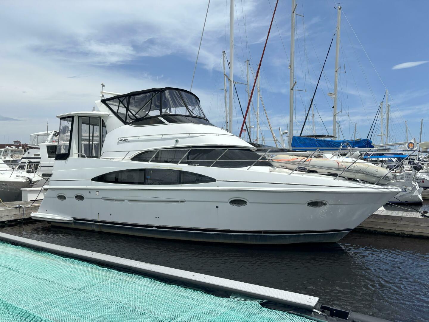 2001 Carver 396 Aft Cabin MY - Image 1