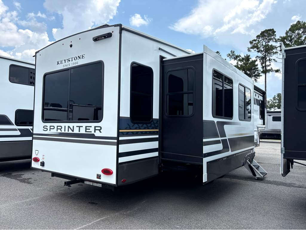 2026 Keystone SPRINTER 3590LFT - Image 6