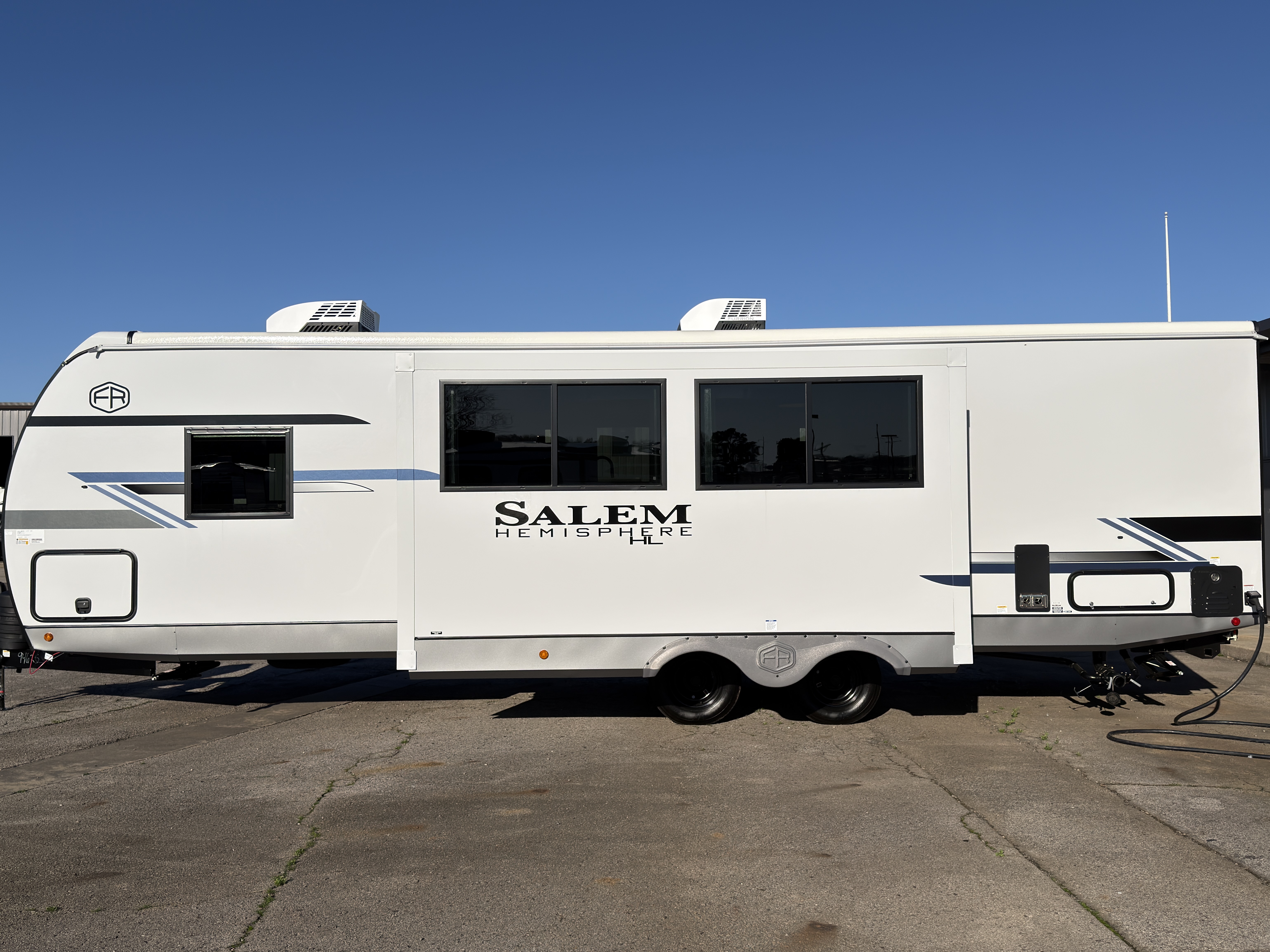 2026 Forest River Salem Hemisphere Hyper-Lyte 25BHHL - Image 4