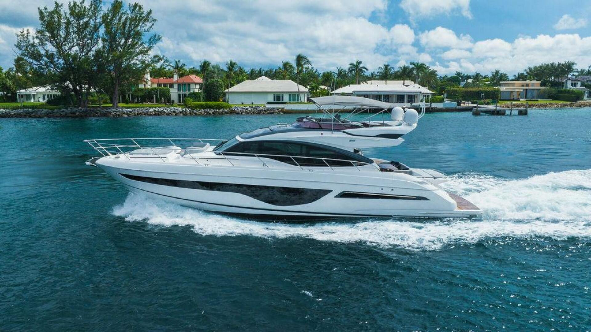 2022 Princess S66 - Image 2