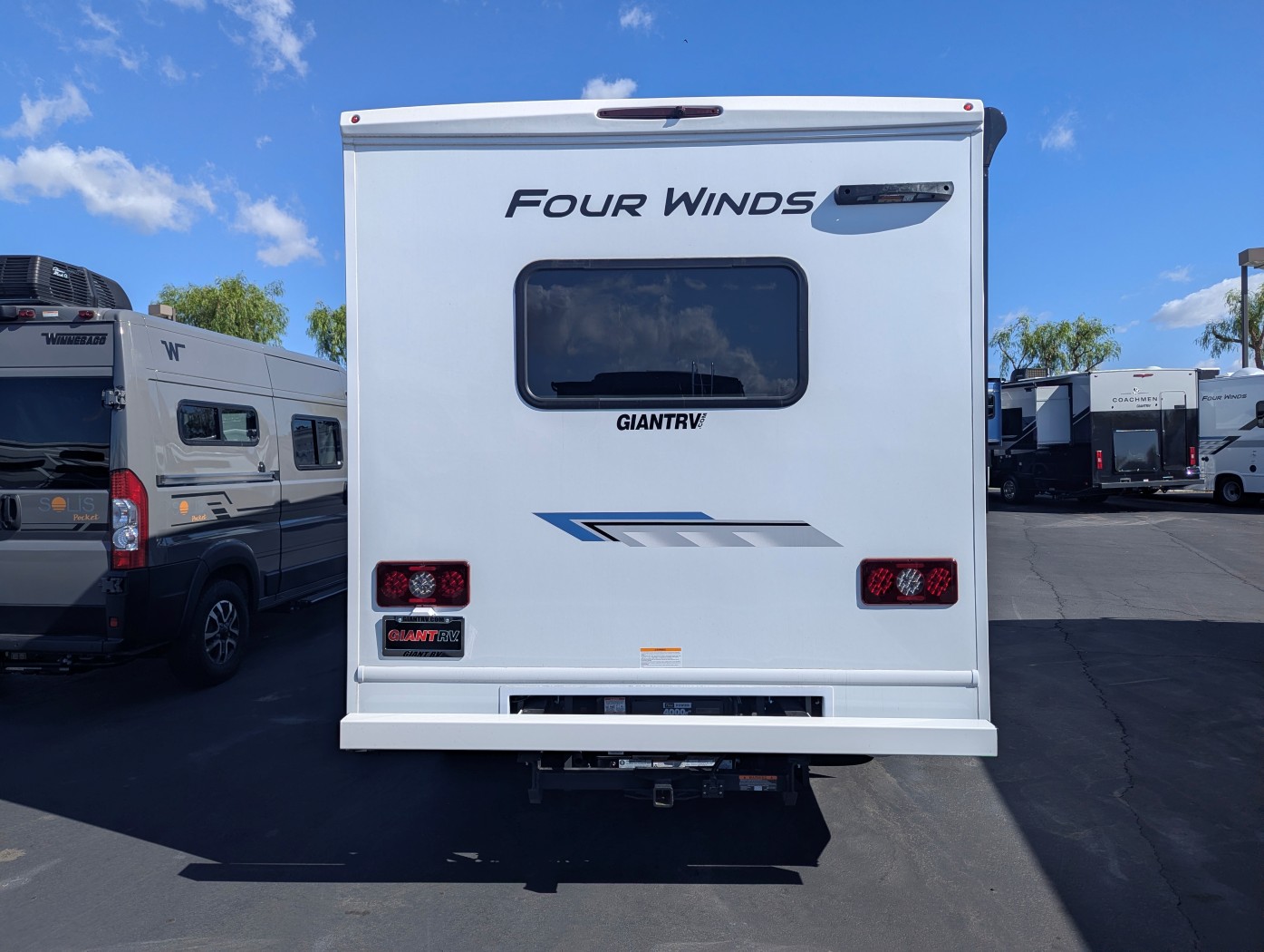 2027 Thor Motor Coach Four Winds 19Z - Image 5