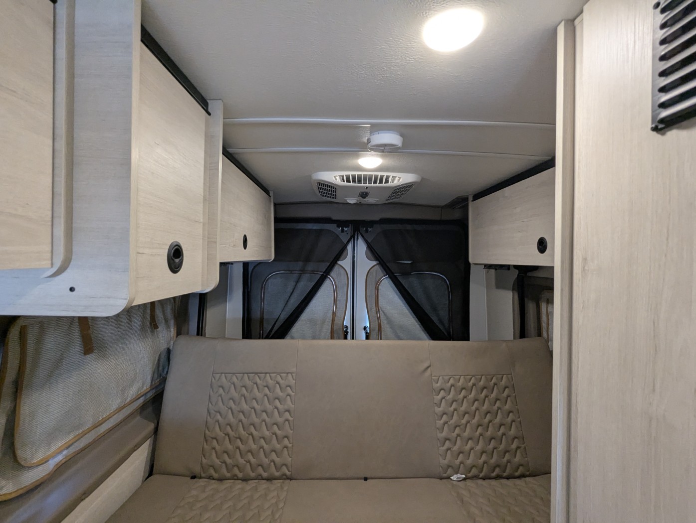 2026 Winnebago Solis 59PX - Image 19
